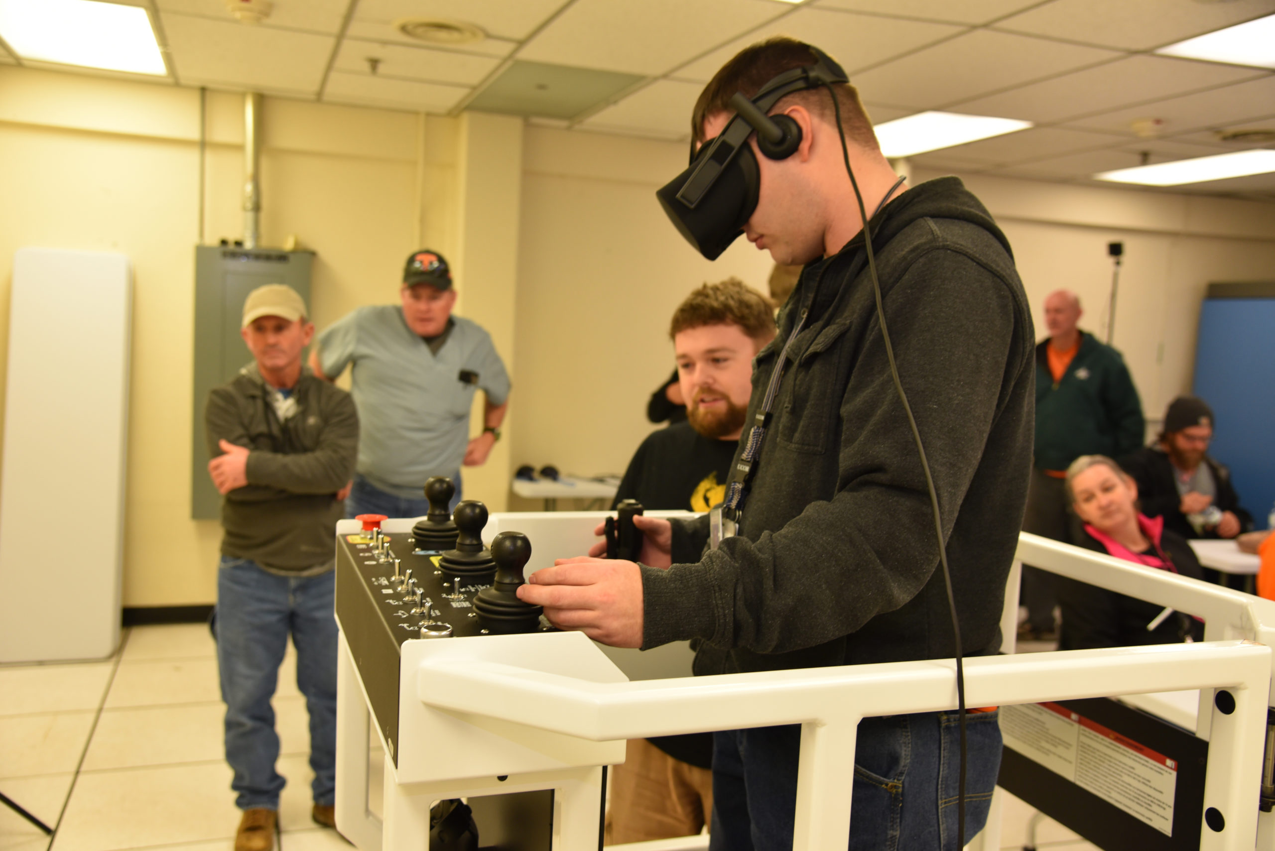 Photo: UCOR worker using virtual training equipment