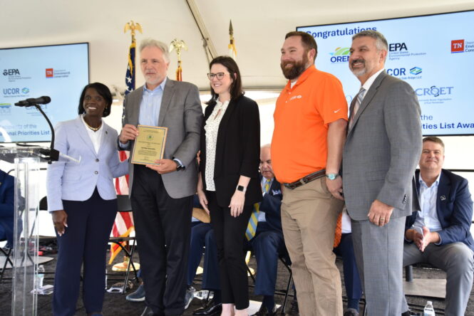 Photo of UCOR group receiving EPA's Federal Facility Excellence in Site Reuse award